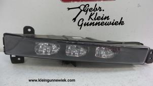 Used Fog light, front right BMW 7-Serie Price € 115,00 Margin scheme offered by Gebr.Klein Gunnewiek Ho.BV