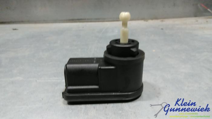 Używane Silnik reflektora Seat Toledo Cena € 16,00 Procedura marży oferowane przez Klein Gunnewiek Autodemontage & Motorentechniek
