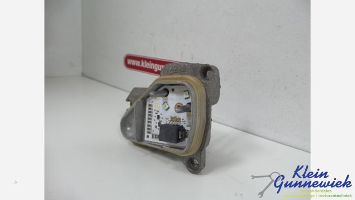 Używane Lampa LED Seat Leon Cena € 50,00 Procedura marży oferowane przez Klein Gunnewiek Autodemontage & Motorentechniek