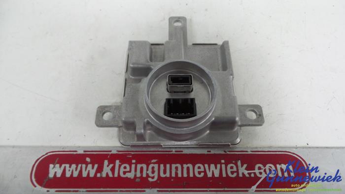 Używane Starter ksenonowy Volkswagen Jetta Cena € 47,00 Procedura marży oferowane przez Klein Gunnewiek Autodemontage & Motorentechniek