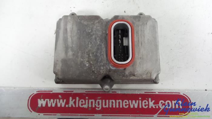 Używane Starter ksenonowy Audi A8 Cena € 71,00 Procedura marży oferowane przez Klein Gunnewiek Autodemontage & Motorentechniek