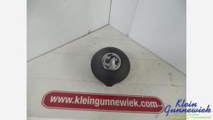 Begagnade Vänster airbag (ratt) Opel Adam Pris € 35,00 Marginaltabell erbjuds av Klein Gunnewiek Autodemontage & Motorentechniek