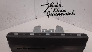 Used Knee airbag, left Volkswagen Tiguan Price € 125,00 Margin scheme offered by Gebr.Klein Gunnewiek Ho.BV