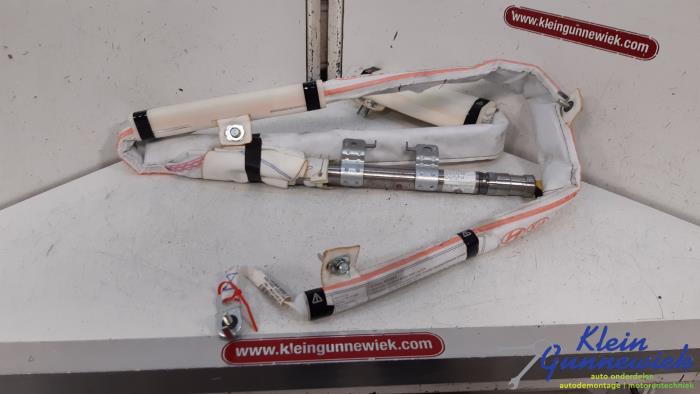 Używane Kurtyna prawa Kia Cee'D Cena € 195,00 Procedura marży oferowane przez Klein Gunnewiek Autodemontage & Motorentechniek