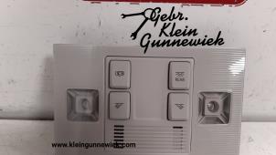 Gebrauchte Innenbeleuchtung vorne Volkswagen Tiguan Preis € 35,00 Margenregelung angeboten von Gebr.Klein Gunnewiek Ho.BV