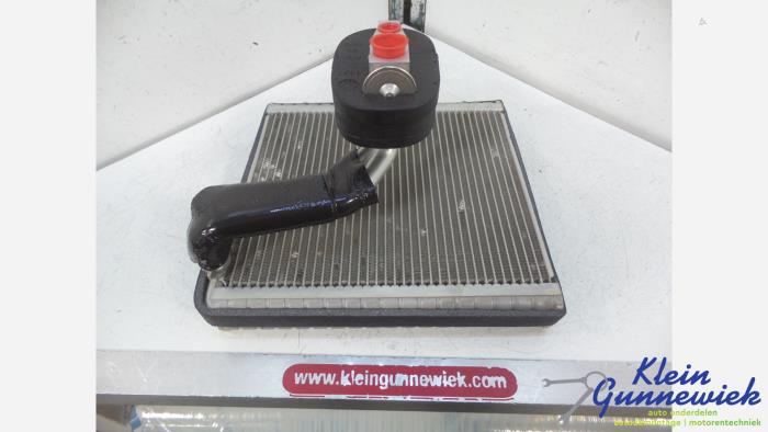 Usagé Refroidisseur clim Volkswagen E-Golf Prix € 60,00 Règlement à la marge proposé par Klein Gunnewiek Autodemontage & Motorentechniek