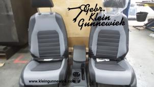 Używane Zestaw powlok (kompletny) Volkswagen Jetta Cena € 295,00 Procedura marży oferowane przez Gebr.Klein Gunnewiek Ho.BV