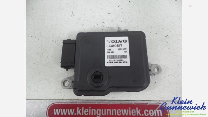 Used Automatic gearbox computer Volvo XC40 Price € 144,00 Margin scheme offered by Klein Gunnewiek Autodemontage & Motorentechniek