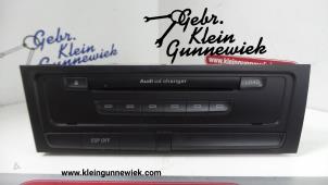 Usados Cambiador de CD Audi A5 Precio € 175,00 Norma de margen ofrecido por Gebr.Klein Gunnewiek Ho.BV