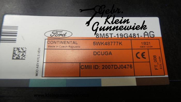 Ordinateur contrôle fonctionnel d'un Ford Kuga 2011