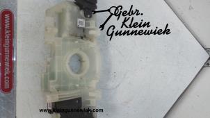 Gebrauchte Kombischalter Lenksäule Renault Master Preis € 95,00 Margenregelung angeboten von Gebr.Klein Gunnewiek Ho.BV