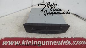 Usagé Changeur de CD Renault Megane Prix € 60,00 Règlement à la marge proposé par Gebr.Klein Gunnewiek Ho.BV