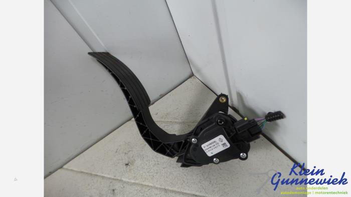Gebrauchte Gaspedalposition Sensor Renault Captur Preis € 20,00 Margenregelung angeboten von Klein Gunnewiek Autodemontage & Motorentechniek