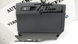 Usagé Boîte à gants Audi A4 Prix € 60,00 Règlement à la marge proposé par Gebr.Klein Gunnewiek Ho.BV