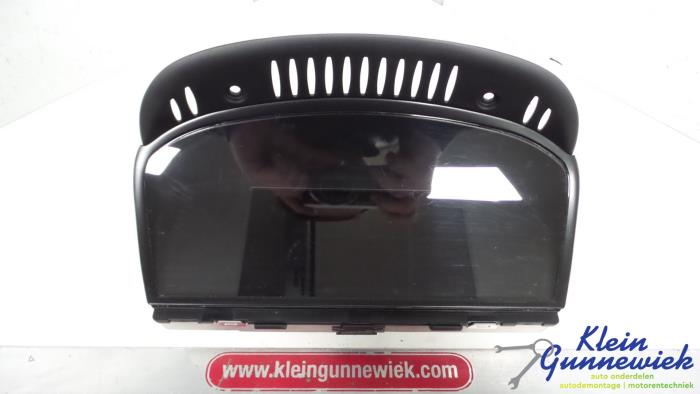Begagnade Innerdisplay BMW 3-Serie Pris € 63,00 Marginaltabell erbjuds av Klein Gunnewiek Autodemontage & Motorentechniek