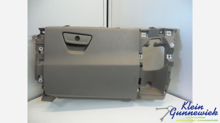 Begagnade Handskfack Ford Transit Custom Pris € 30,00 Marginaltabell erbjuds av Klein Gunnewiek Autodemontage & Motorentechniek