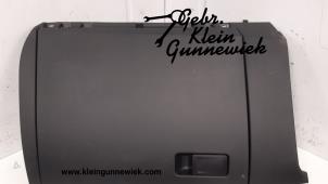 Usados Guantera Volkswagen Polo Precio € 50,00 Norma de margen ofrecido por Gebr.Klein Gunnewiek Ho.BV