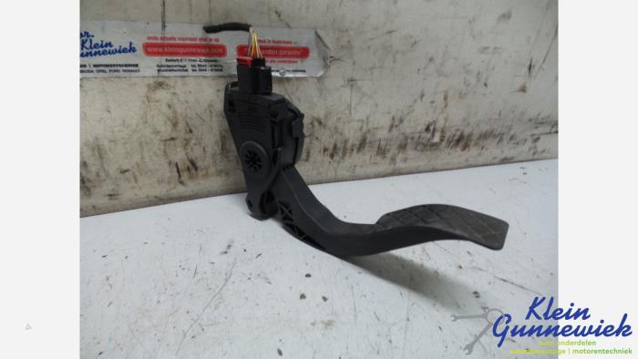 Begagnade Gaspedalsensor Audi Q5 Pris € 16,00 Marginaltabell erbjuds av Klein Gunnewiek Autodemontage & Motorentechniek