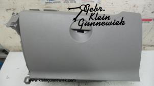 Usagé Boîte à gants Renault Kangoo Prix € 45,00 Règlement à la marge proposé par Gebr.Klein Gunnewiek Ho.BV