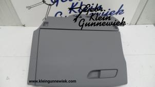 Usagé Boîte à gants Audi A4 Prix € 60,00 Règlement à la marge proposé par Gebr.Klein Gunnewiek Ho.BV