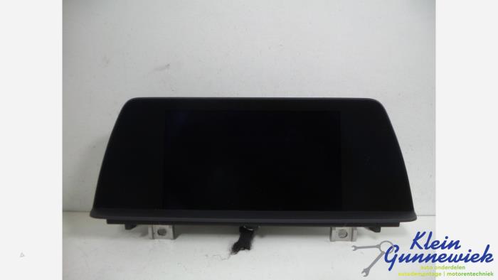 Begagnade Innerdisplay BMW 3-Serie Pris € 245,00 Marginaltabell erbjuds av Klein Gunnewiek Autodemontage & Motorentechniek