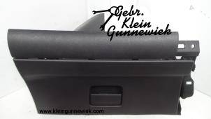 Used Glovebox Ford S-Max Price € 45,00 Margin scheme offered by Gebr.Klein Gunnewiek Ho.BV