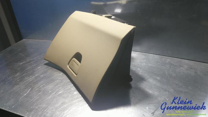 Begagnade Handskfack Ford Fiesta Pris € 27,00 Marginaltabell erbjuds av Klein Gunnewiek Autodemontage & Motorentechniek