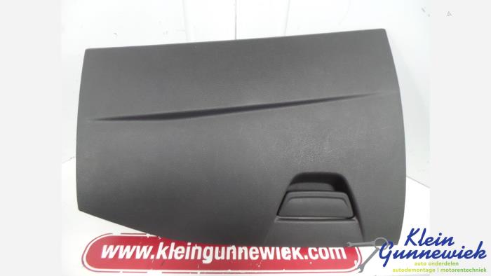 Begagnade Handskfack Ford Focus Pris € 33,00 Marginaltabell erbjuds av Klein Gunnewiek Autodemontage & Motorentechniek