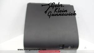 Gebrauchte Handschuhfach Volkswagen Tiguan Preis € 30,00 Margenregelung angeboten von Gebr.Klein Gunnewiek Ho.BV