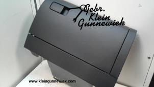 Usagé Boîte à gants Volkswagen Polo Prix € 45,00 Règlement à la marge proposé par Gebr.Klein Gunnewiek Ho.BV