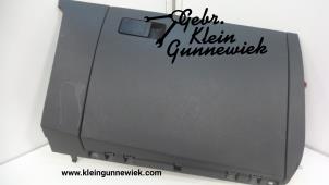 Usagé Boîte à gants Volkswagen Polo Prix € 50,00 Règlement à la marge proposé par Gebr.Klein Gunnewiek Ho.BV