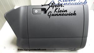 Used Glovebox Volkswagen Golf Price € 45,00 Margin scheme offered by Gebr.Klein Gunnewiek Ho.BV