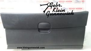 Used Glovebox Nissan Qashqai Price € 45,00 Margin scheme offered by Gebr.Klein Gunnewiek Ho.BV