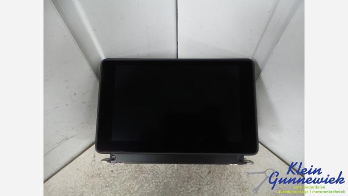 Begagnade Innerdisplay Audi Q5 Pris € 149,00 Marginaltabell erbjuds av Klein Gunnewiek Autodemontage & Motorentechniek