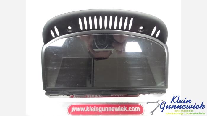 Begagnade Innerdisplay BMW 3-Serie Pris € 75,00 Marginaltabell erbjuds av Klein Gunnewiek Autodemontage & Motorentechniek