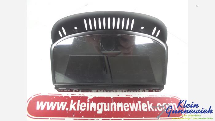 Begagnade Innerdisplay BMW 3-Serie Pris € 79,00 Marginaltabell erbjuds av Klein Gunnewiek Autodemontage & Motorentechniek