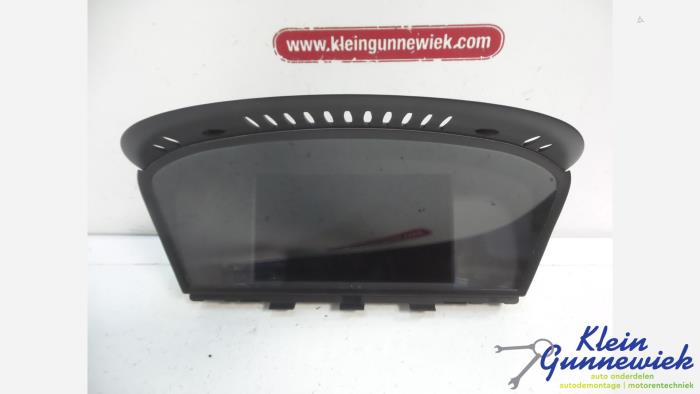 Begagnade Innerdisplay BMW 3-Serie Pris € 75,00 Marginaltabell erbjuds av Klein Gunnewiek Autodemontage & Motorentechniek