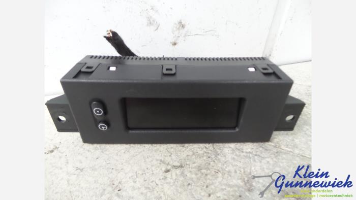 Begagnade Innerdisplay Opel Corsa Pris € 17,00 Marginaltabell erbjuds av Klein Gunnewiek Autodemontage & Motorentechniek