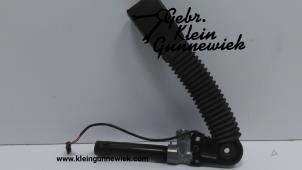 Usados Tensor de cinturón de seguridad derecha BMW 730 Precio € 85,00 Norma de margen ofrecido por Gebr.Klein Gunnewiek Ho.BV