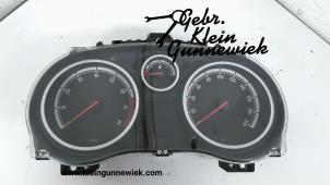 Gebrauchte Instrumentenbrett Opel Corsa Preis € 75,00 Margenregelung angeboten von Gebr.Klein Gunnewiek Ho.BV