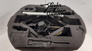 Usagé Kit d'outils Volkswagen Jetta Prix € 35,00 Règlement à la marge proposé par Gebr.Klein Gunnewiek Ho.BV