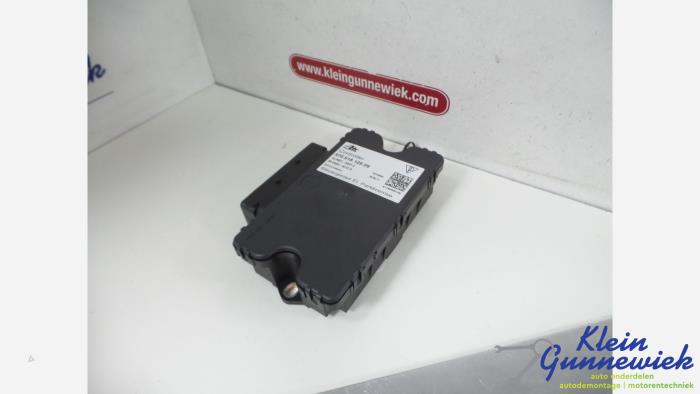 Używane Modul hamulca postojowego Porsche Panamera Cena € 92,00 Procedura marży oferowane przez Klein Gunnewiek Autodemontage & Motorentechniek