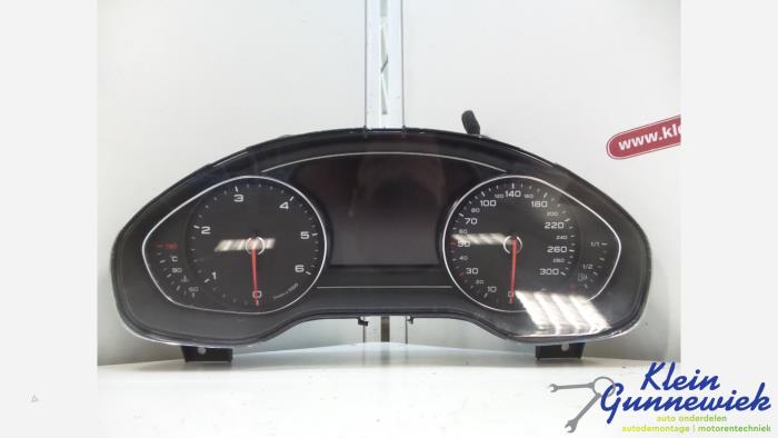 Begagnade Instrumentpanel Audi A8 Pris € 395,00 Marginaltabell erbjuds av Klein Gunnewiek Autodemontage & Motorentechniek