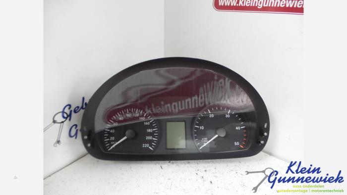 Begagnade Instrumentpanel Mercedes Vito Pris € 58,00 Marginaltabell erbjuds av Klein Gunnewiek Autodemontage & Motorentechniek