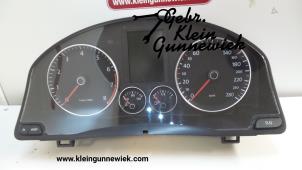 Used Instrument panel Volkswagen Scirocco Price € 160,00 Margin scheme offered by Gebr.Klein Gunnewiek Ho.BV