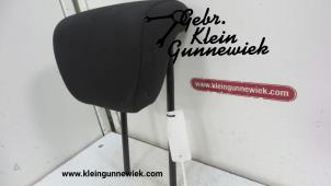 Gebrauchte Kopfstütze Dacia Sandero Preis € 25,00 Margenregelung angeboten von Gebr.Klein Gunnewiek Ho.BV
