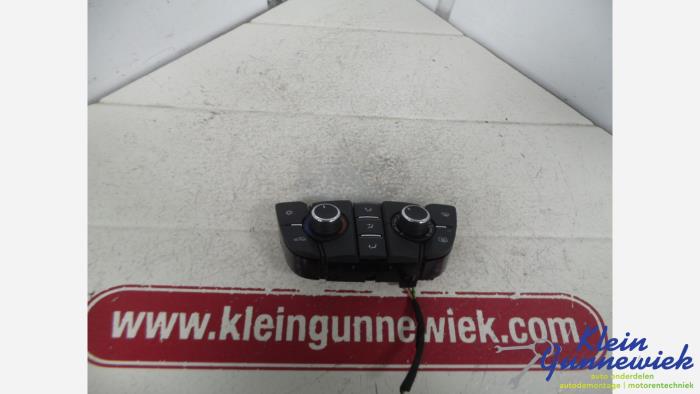 Begagnade Värmekontrollpanel Opel Astra Pris € 32,00 Marginaltabell erbjuds av Klein Gunnewiek Autodemontage & Motorentechniek