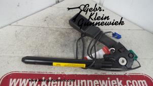Gebrauchte Gurtsrammer rechts Opel Zafira Preis € 55,00 Margenregelung angeboten von Gebr.Klein Gunnewiek Ho.BV