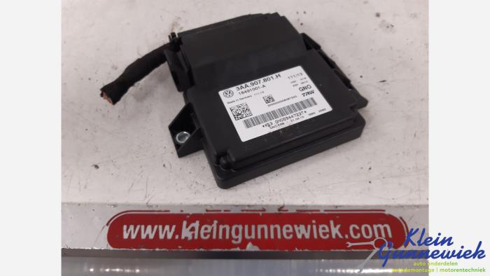 Używane Modul hamulca postojowego Volkswagen Passat Cena € 75,00 Procedura marży oferowane przez Klein Gunnewiek Autodemontage & Motorentechniek