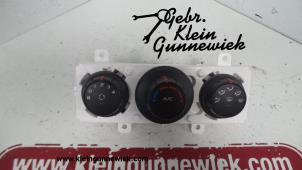 Gebrauchte Heizung Bedienpaneel Renault Master Preis € 50,00 Margenregelung angeboten von Gebr.Klein Gunnewiek Ho.BV